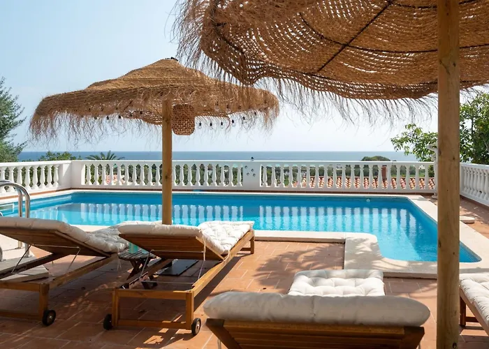 Margarita In Mit Pool Und Meerblick By Interhome Hébergement de vacances Son Bou