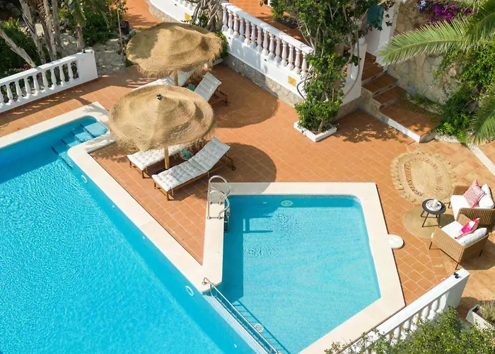 Margarita In Mit Pool Und Meerblick By Interhome *