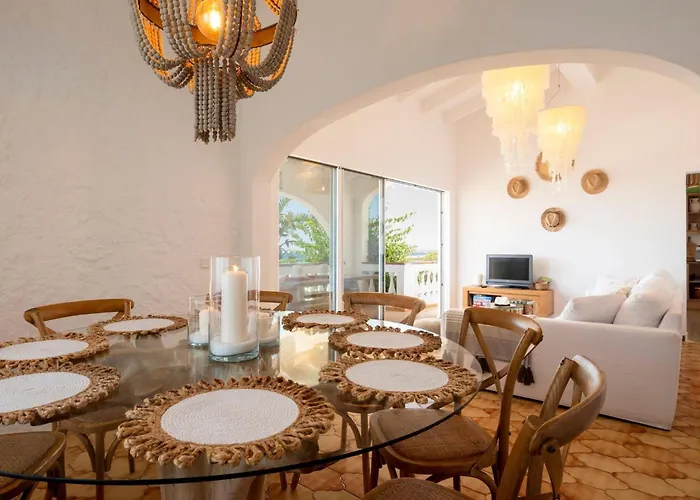 בית נופש Margarita In Mit Pool Und Meerblick By Interhome