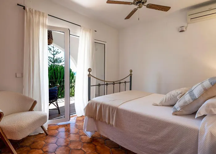 בית נופש Margarita In Mit Pool Und Meerblick By Interhome